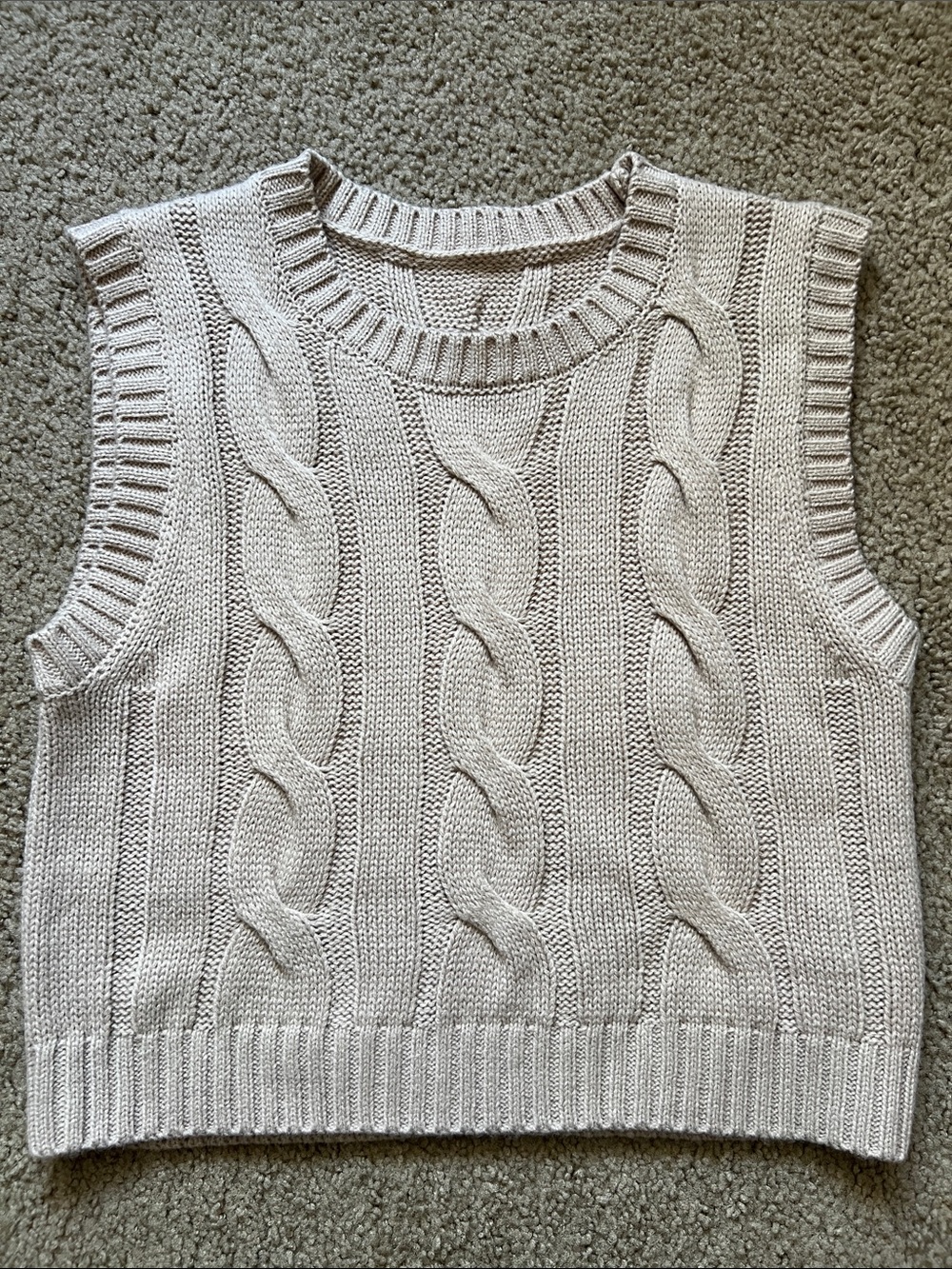 (NWOT) SHEIN Cream Knit V-Neck Crop Sweater Vest
